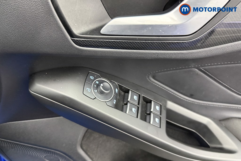 Ford Focus St-Line Manual Petrol Hatchback - Stock Number (1600301) - 15th supplementary image