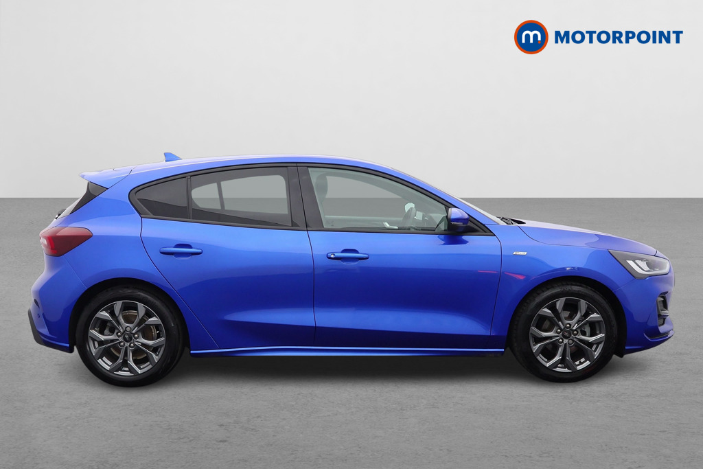 Ford Focus St-Line Manual Petrol Hatchback - Stock Number (1600301) - Drivers side