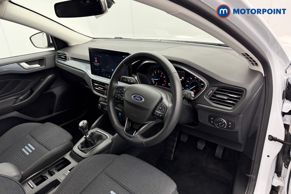 Ford Focus Active Manual Petrol Hatchback - Stock Number (1600302) - 4th supplementary image