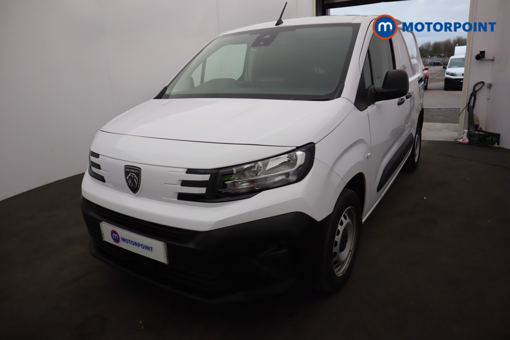 Peugeot Partner Professional Manual Diesel Panel Van - Stock Number (1600512) - Passenger side front corner