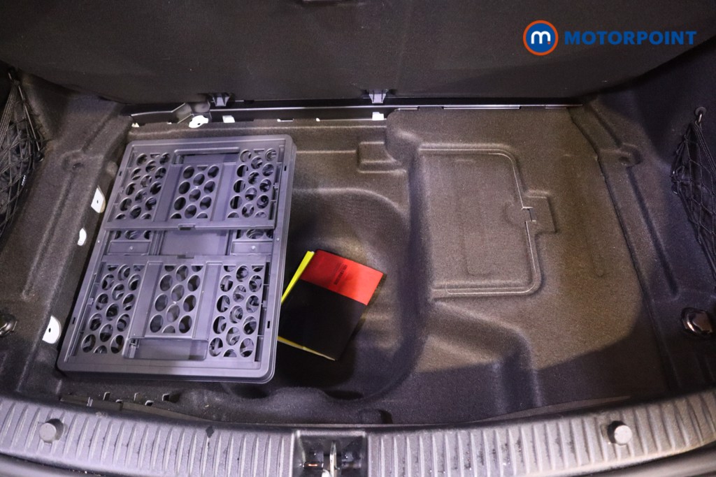 Mercedes-Benz C Class Amg Edition Automatic Petrol Saloon - Stock Number (1600521) - 30th supplementary image