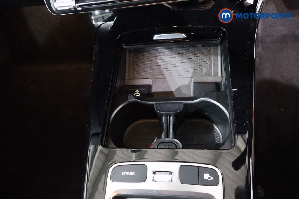 Mercedes-Benz A Class Amg Line Automatic Petrol Hatchback - Stock Number (1570187) - 17th supplementary image