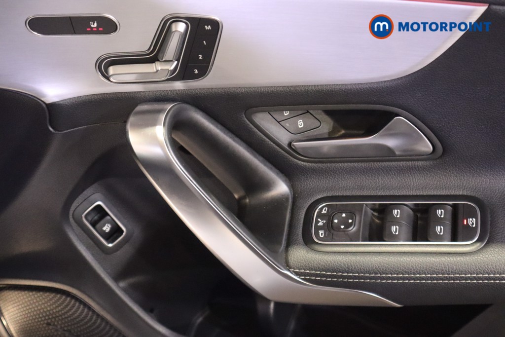 Mercedes-Benz CLA Amg Line Automatic Diesel Estate - Stock Number (1579731) - 14th supplementary image