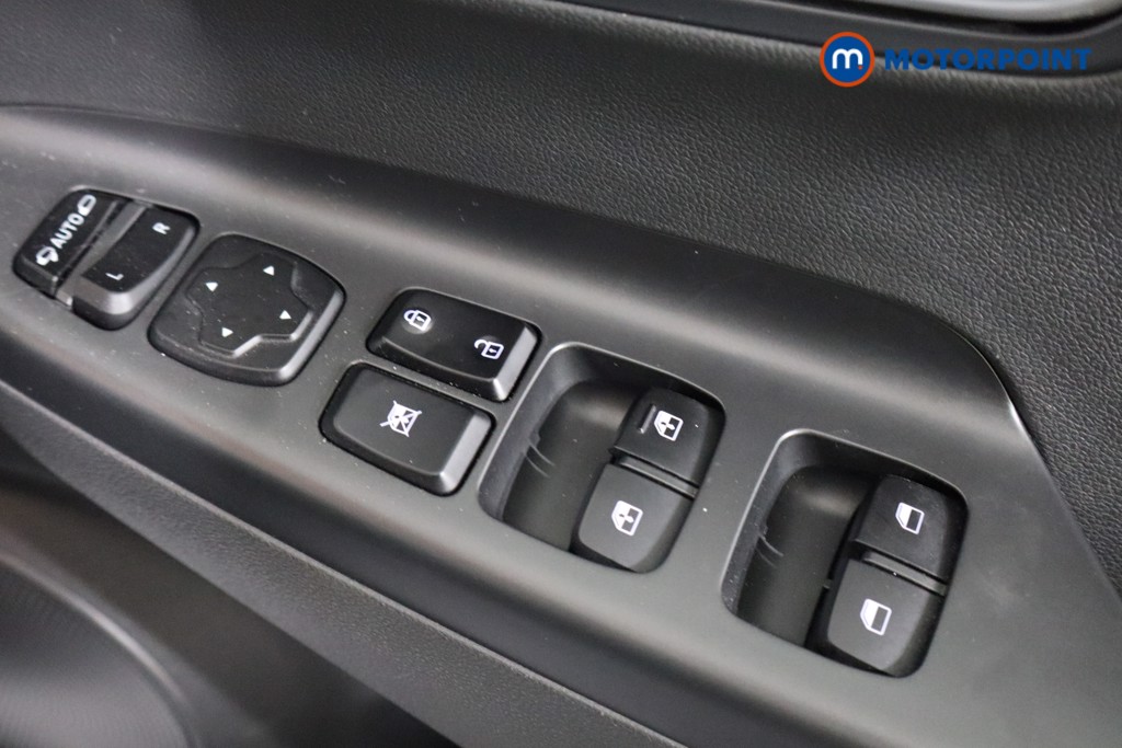 Hyundai Kona Premium Automatic Electric SUV - Stock Number (1582117) - 5th supplementary image