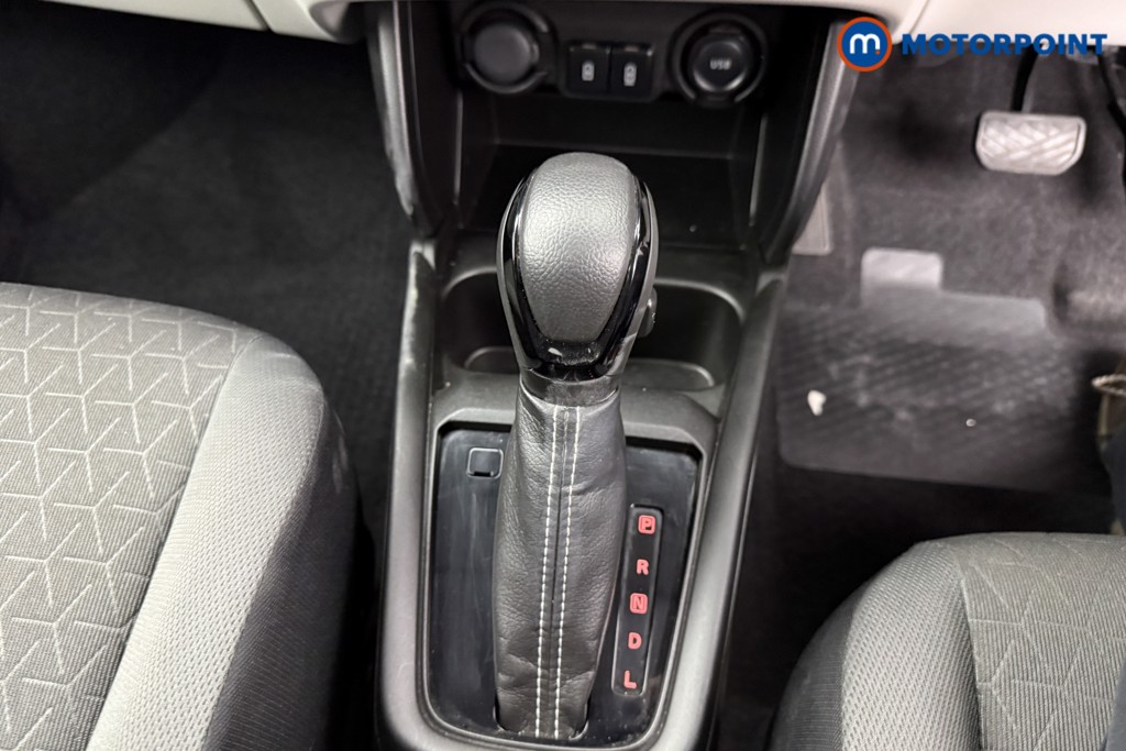 Suzuki Swift Motion Automatic Petrol Hatchback - Stock Number (1588635) - 10th supplementary image