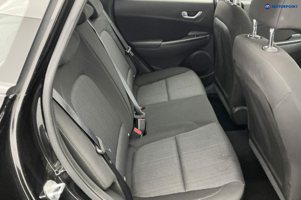 Hyundai Kona Se Connect Manual Petrol SUV - Stock Number (1589397) - 4th supplementary image