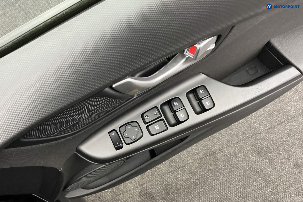 Hyundai Kona Se Connect Manual Petrol SUV - Stock Number (1589397) - 20th supplementary image