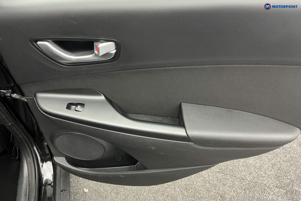 Hyundai Kona Se Connect Manual Petrol SUV - Stock Number (1589397) - 21st supplementary image