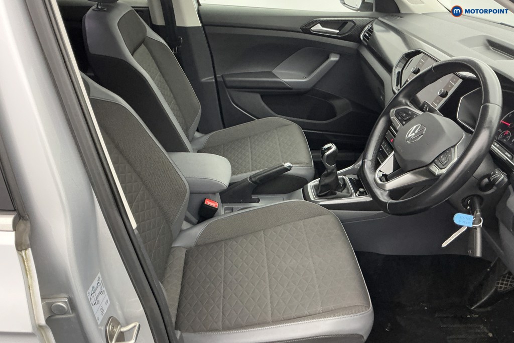 Volkswagen T-Cross SEL Manual Petrol SUV - Stock Number (1589869) - 5th supplementary image