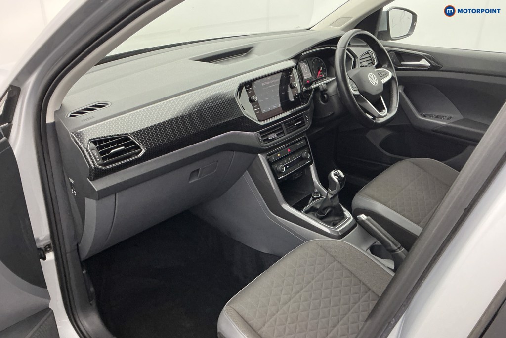 Volkswagen T-Cross SEL Manual Petrol SUV - Stock Number (1589869) - 9th supplementary image