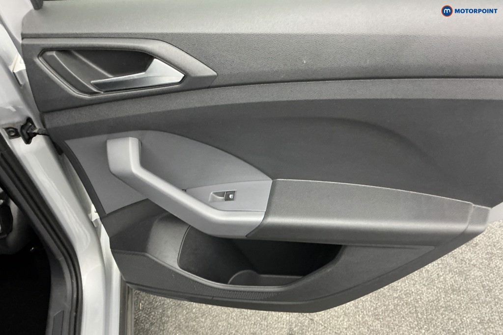 Volkswagen T-Cross SEL Manual Petrol SUV - Stock Number (1589869) - 23rd supplementary image