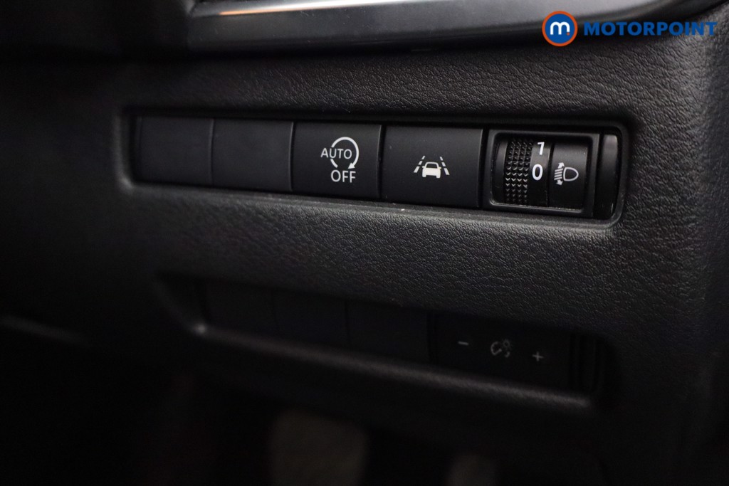 Nissan Qashqai Acenta Premium Automatic Petrol SUV - Stock Number (1590563) - 14th supplementary image