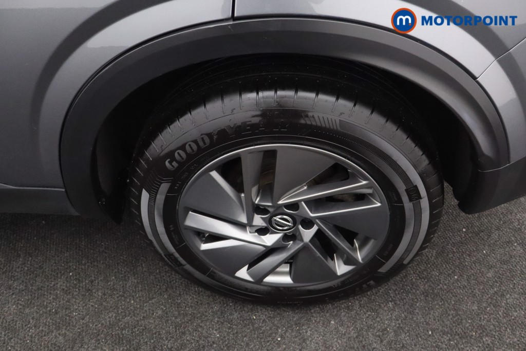 Nissan Qashqai Acenta Premium Automatic Petrol SUV - Stock Number (1590563) - 22nd supplementary image