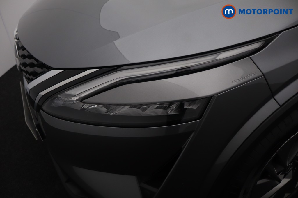 Nissan Qashqai Acenta Premium Automatic Petrol SUV - Stock Number (1590563) - 26th supplementary image