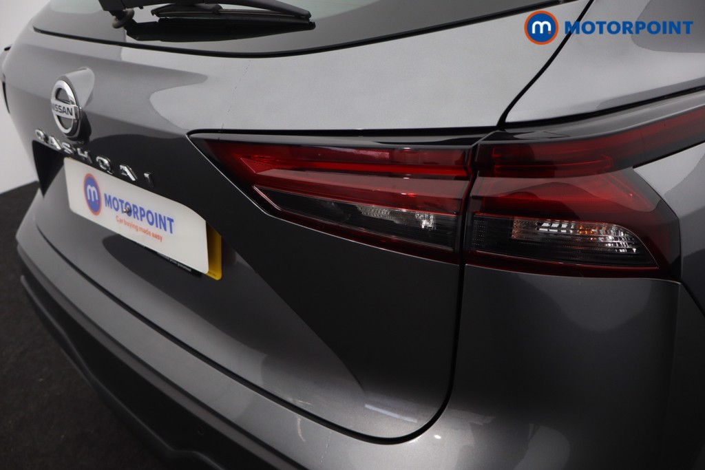 Nissan Qashqai Acenta Premium Automatic Petrol SUV - Stock Number (1590563) - 29th supplementary image