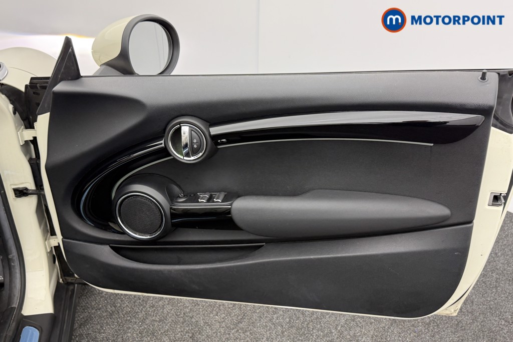 Mini Convertible Cooper S Exclusive Manual Petrol Convertible - Stock Number (1590859) - 15th supplementary image