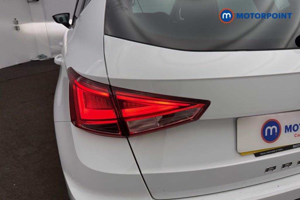 Seat Arona Fr Red Edition Manual Petrol SUV - Stock Number (1591109) - 8th supplementary image
