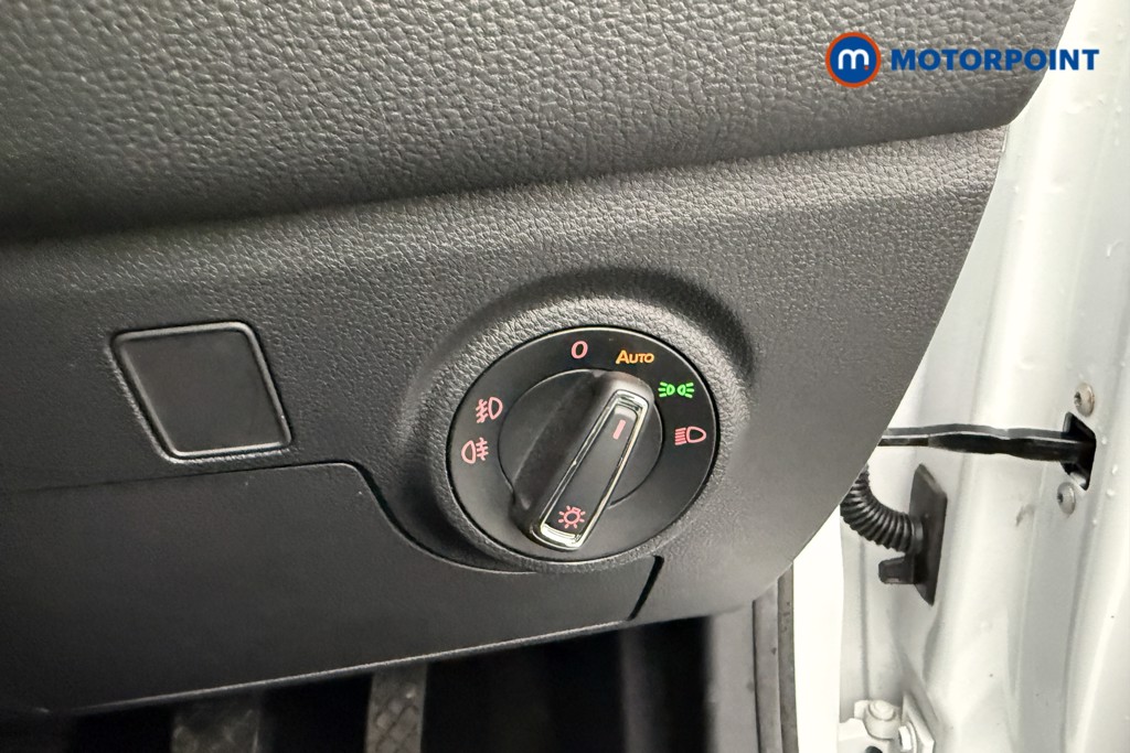 Seat Arona Fr Red Edition Manual Petrol SUV - Stock Number (1591109) - 18th supplementary image