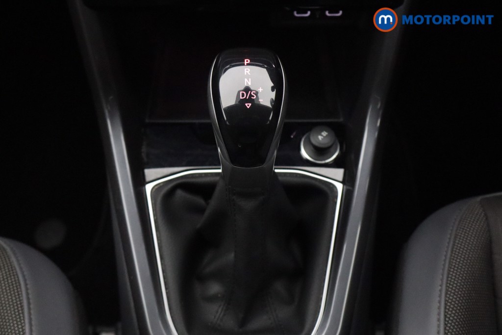 Volkswagen T-Cross SEL Automatic Petrol SUV - Stock Number (1591532) - 4th supplementary image