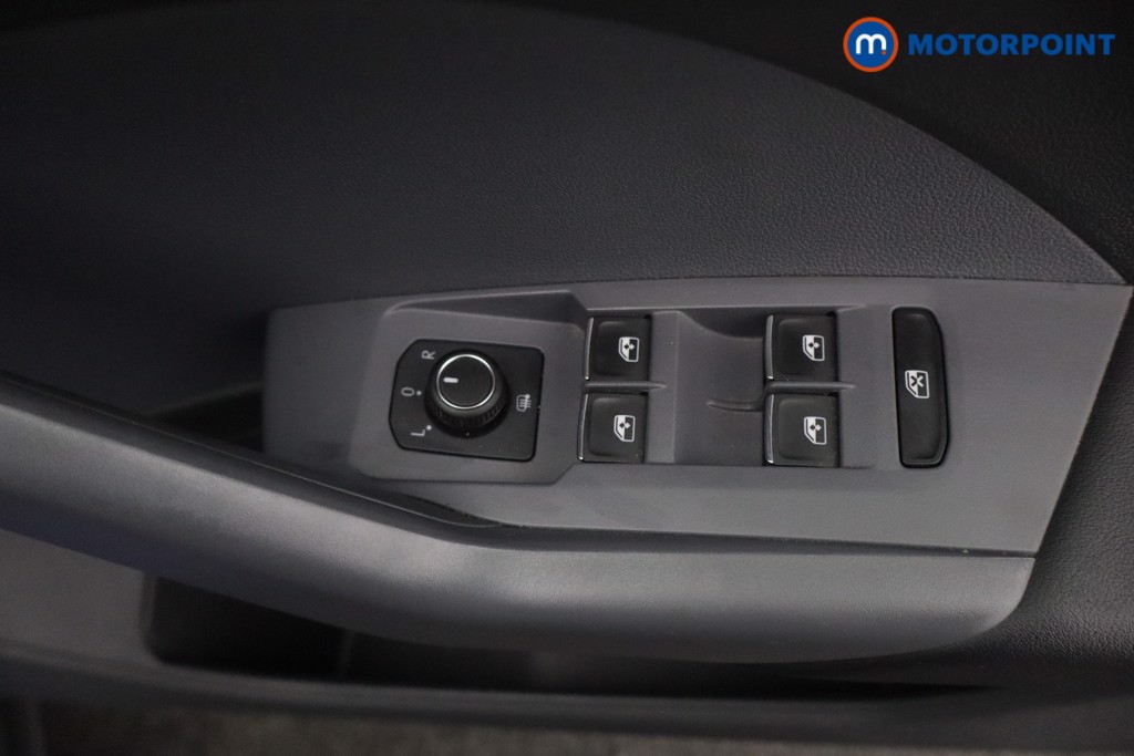 Volkswagen T-Cross SEL Automatic Petrol SUV - Stock Number (1591532) - 17th supplementary image