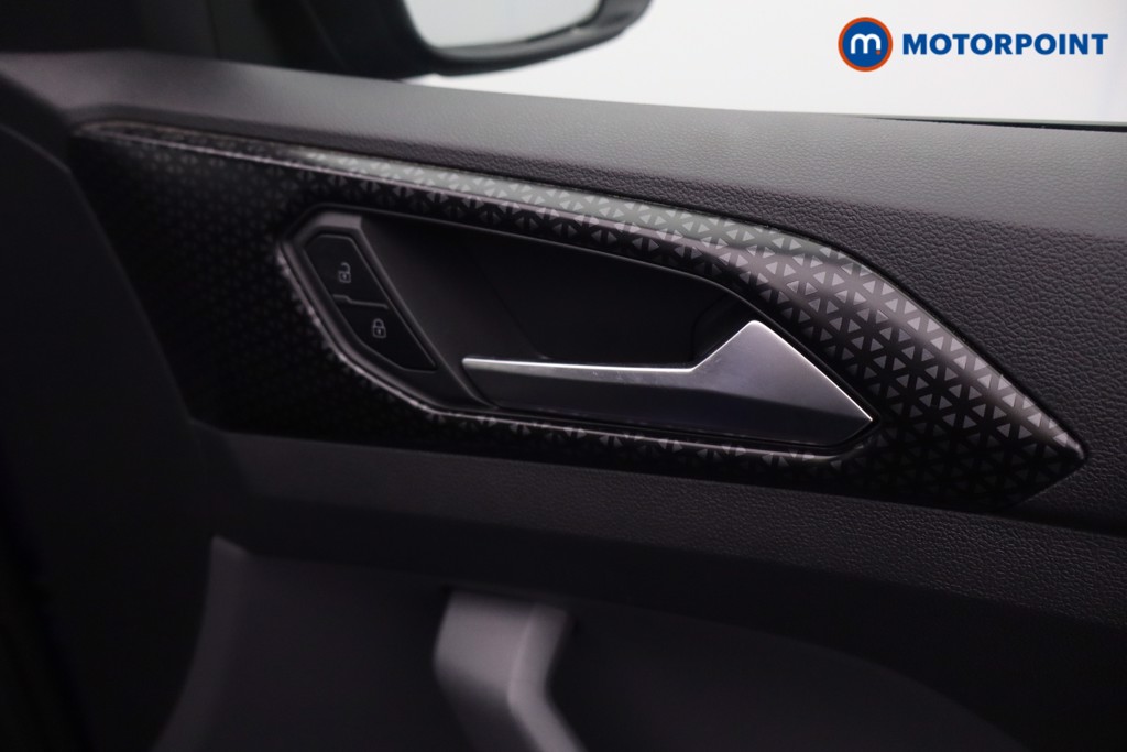 Volkswagen T-Cross SEL Automatic Petrol SUV - Stock Number (1591532) - 19th supplementary image