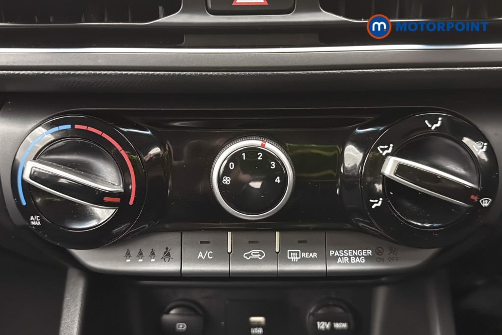 Hyundai Kona Se Connect Manual Petrol SUV - Stock Number (1591803) - 24th supplementary image