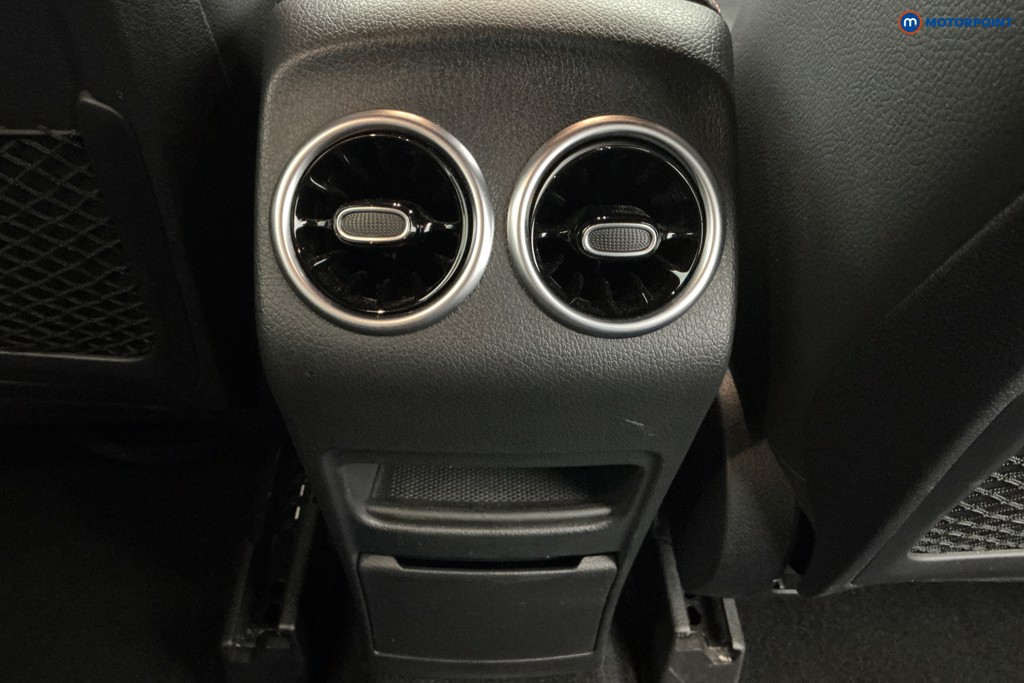 Mercedes-Benz GLB Amg Line Automatic Petrol SUV - Stock Number (1592450) - 10th supplementary image