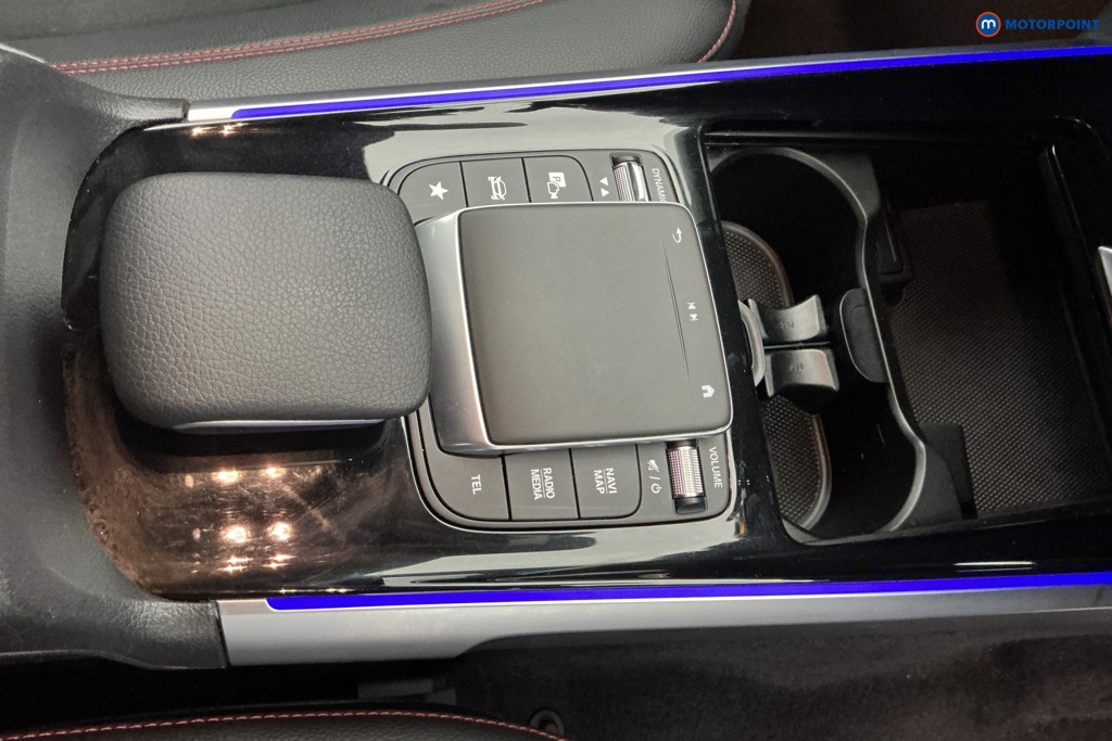 Mercedes-Benz GLB Amg Line Automatic Petrol SUV - Stock Number (1592450) - 14th supplementary image