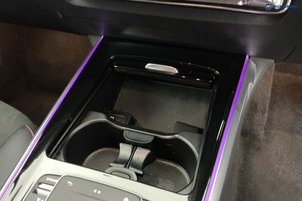 Mercedes-Benz GLB Amg Line Automatic Petrol SUV - Stock Number (1592450) - 15th supplementary image