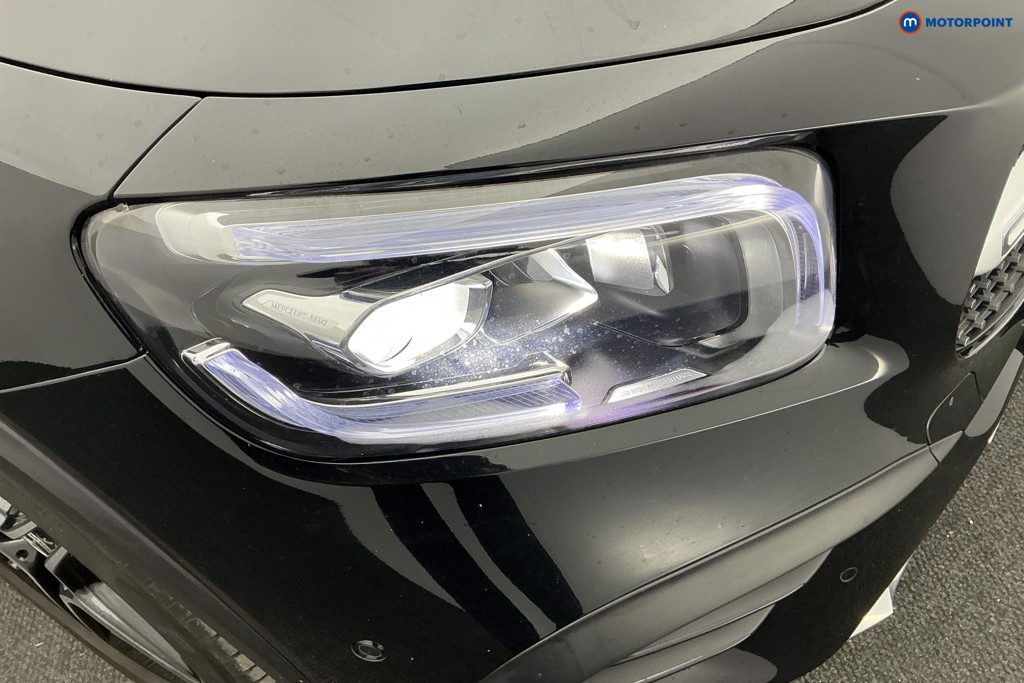 Mercedes-Benz GLB Amg Line Automatic Petrol SUV - Stock Number (1592450) - 25th supplementary image