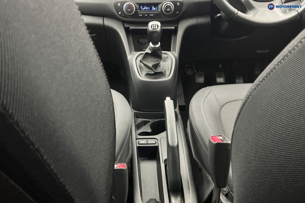 Hyundai I10 Premium Se Manual Petrol Hatchback - Stock Number (1592846) - 9th supplementary image