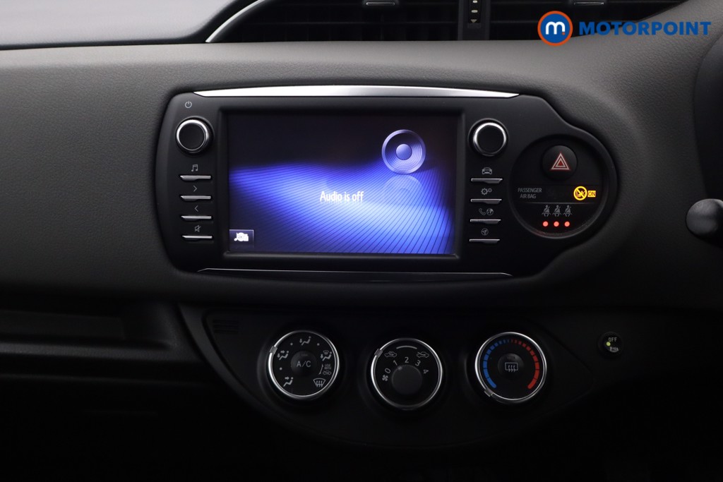 Toyota Yaris Icon Tech Manual Petrol Hatchback - Stock Number (1592881) - 2nd supplementary image