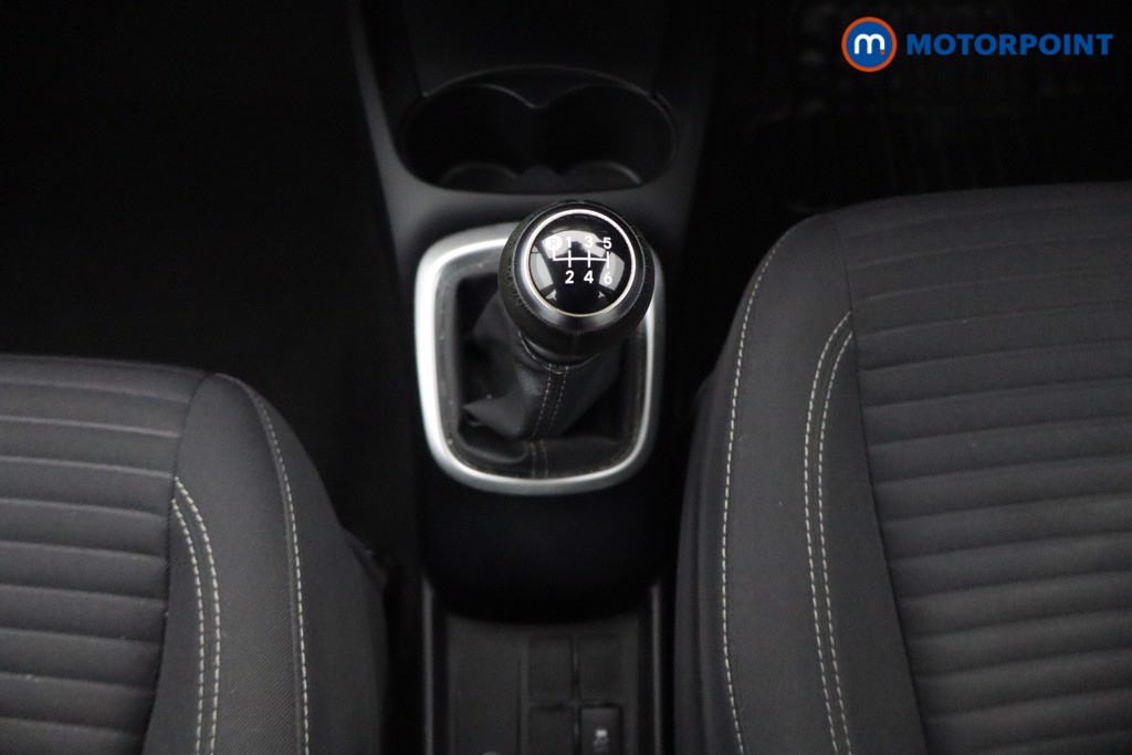 Toyota Yaris Icon Tech Manual Petrol Hatchback - Stock Number (1592881) - 4th supplementary image