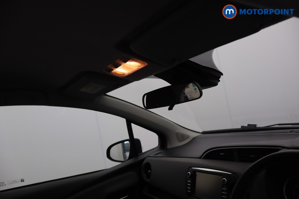 Toyota Yaris Icon Tech Manual Petrol Hatchback - Stock Number (1592881) - 16th supplementary image