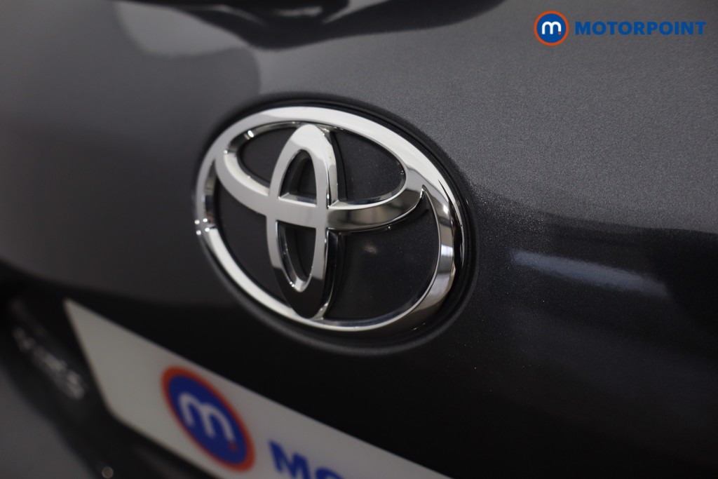 Toyota Yaris Icon Tech Manual Petrol Hatchback - Stock Number (1592881) - 31st supplementary image