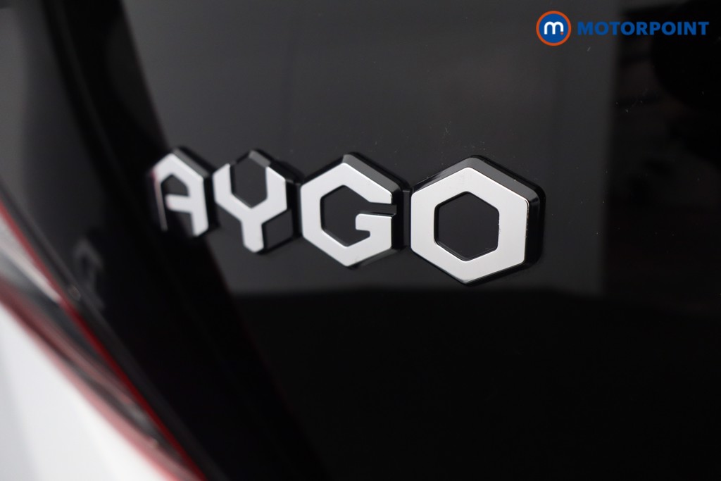 Toyota Aygo X-Trend Automatic Petrol Hatchback - Stock Number (1593148) - 32nd supplementary image