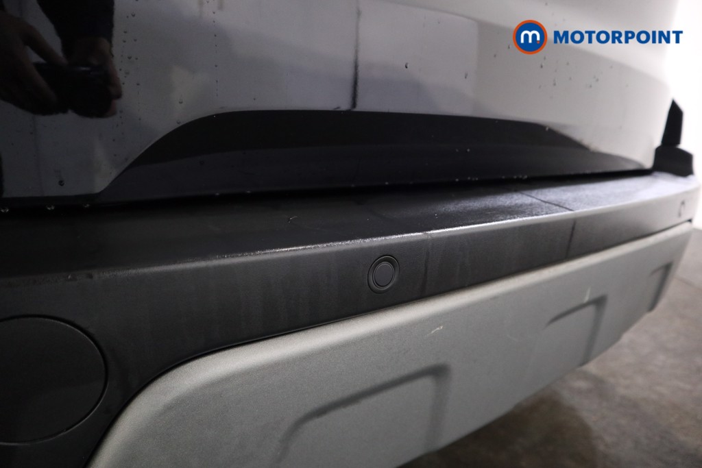 Ford Ecosport Titanium Manual Petrol SUV - Stock Number (1593386) - 17th supplementary image