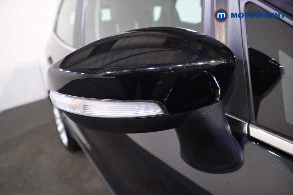 Ford Ecosport Titanium Manual Petrol SUV - Stock Number (1593386) - 22nd supplementary image