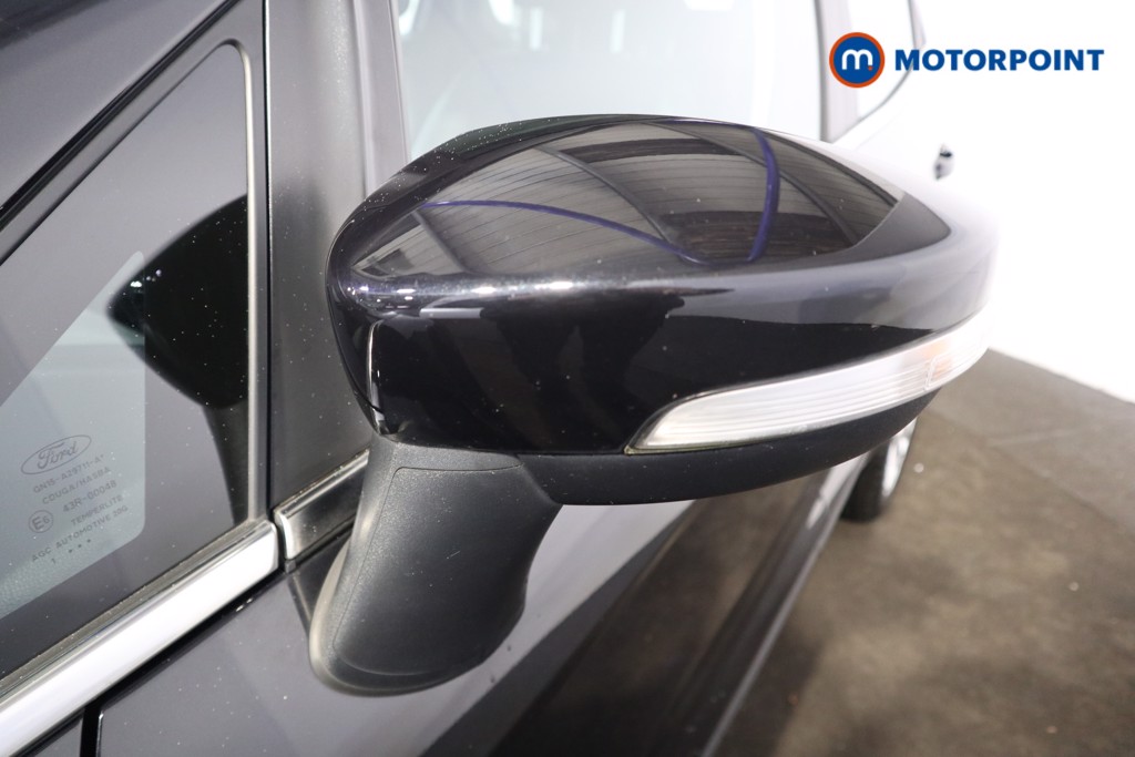 Ford Ecosport Titanium Manual Petrol SUV - Stock Number (1593386) - 23rd supplementary image