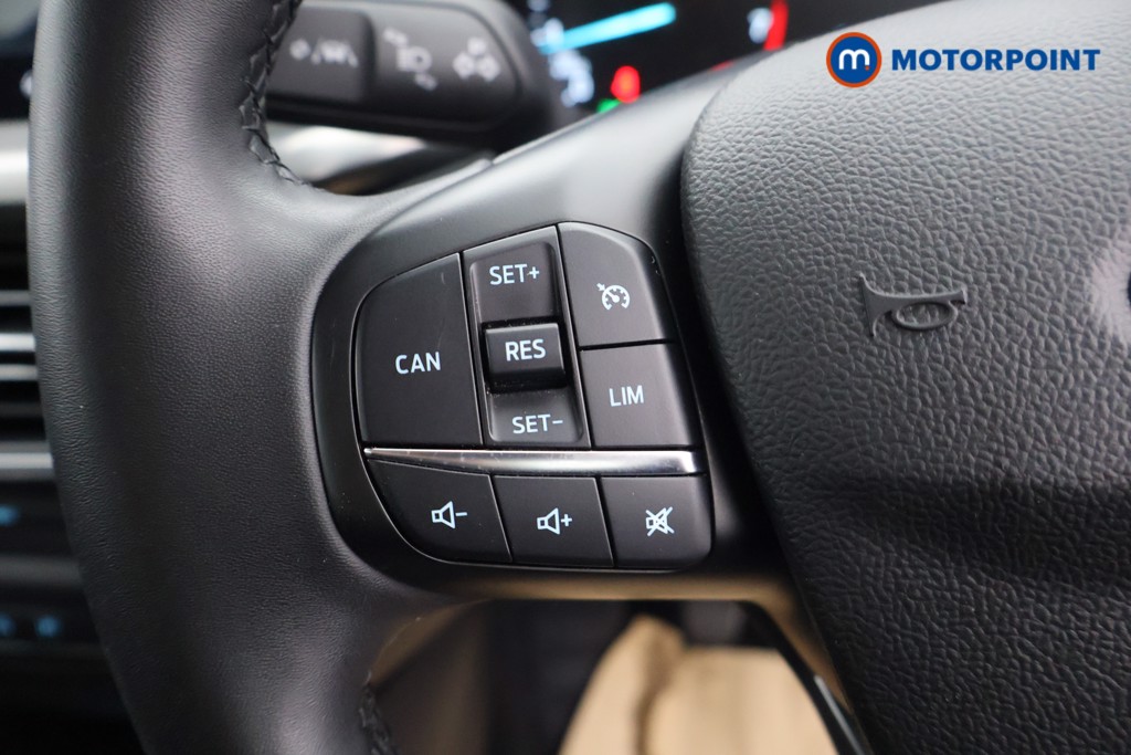 Ford Focus Titanium Manual Petrol Estate - Stock Number (1594015) - 2nd supplementary image