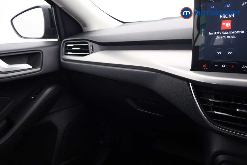 Ford Focus Titanium Manual Petrol Estate - Stock Number (1594015) - 13th supplementary image