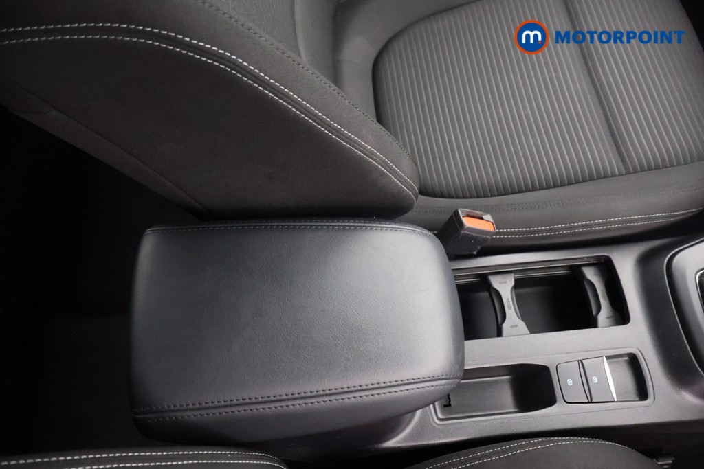 Ford Focus Titanium Manual Petrol Estate - Stock Number (1594015) - 15th supplementary image