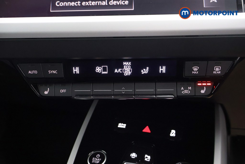 Audi Q4 Sport Automatic Electric SUV - Stock Number (1594079) - 9th supplementary image