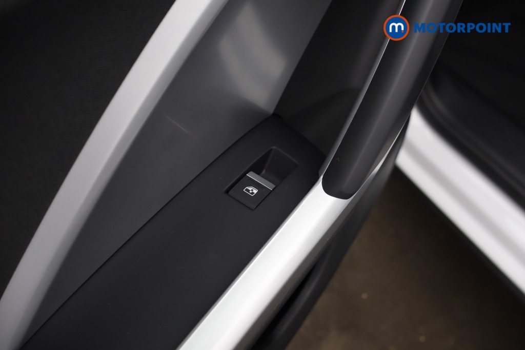 Audi Q3 Sport Manual Petrol SUV - Stock Number (1594575) - 24th supplementary image