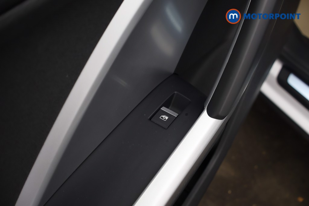 Audi Q3 Sport Manual Petrol SUV - Stock Number (1594575) - 27th supplementary image