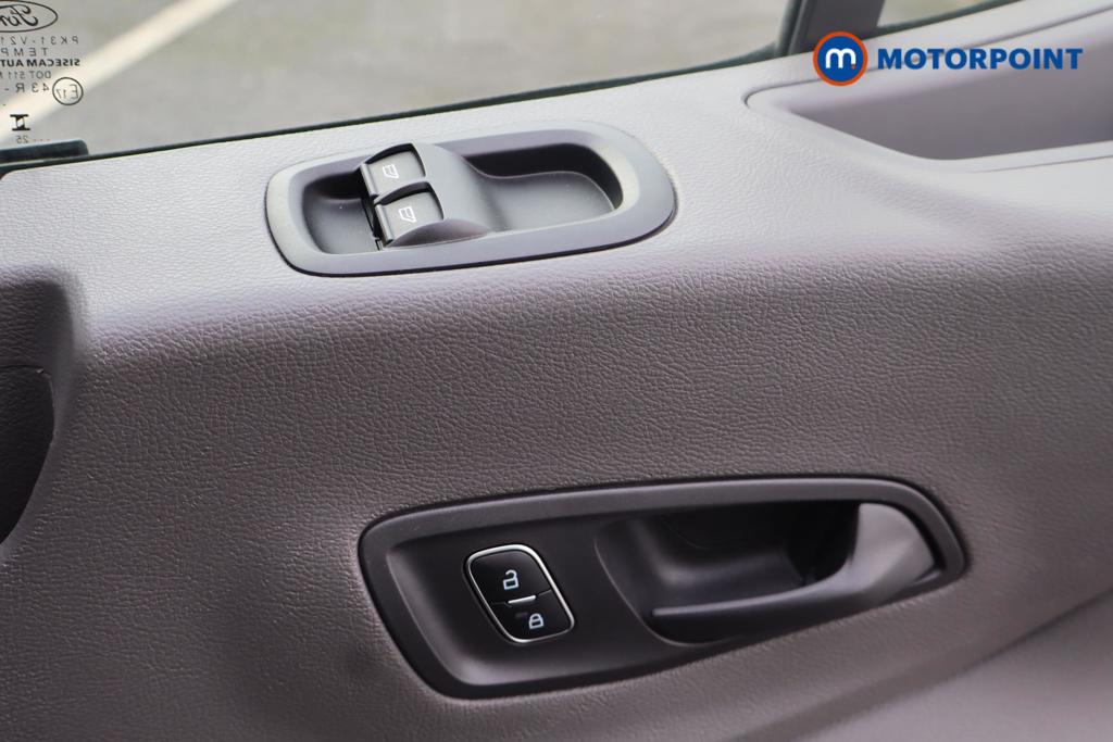 Ford Transit Limited Manual Diesel Medium Roof Van - Stock Number (1594783) - Passenger side