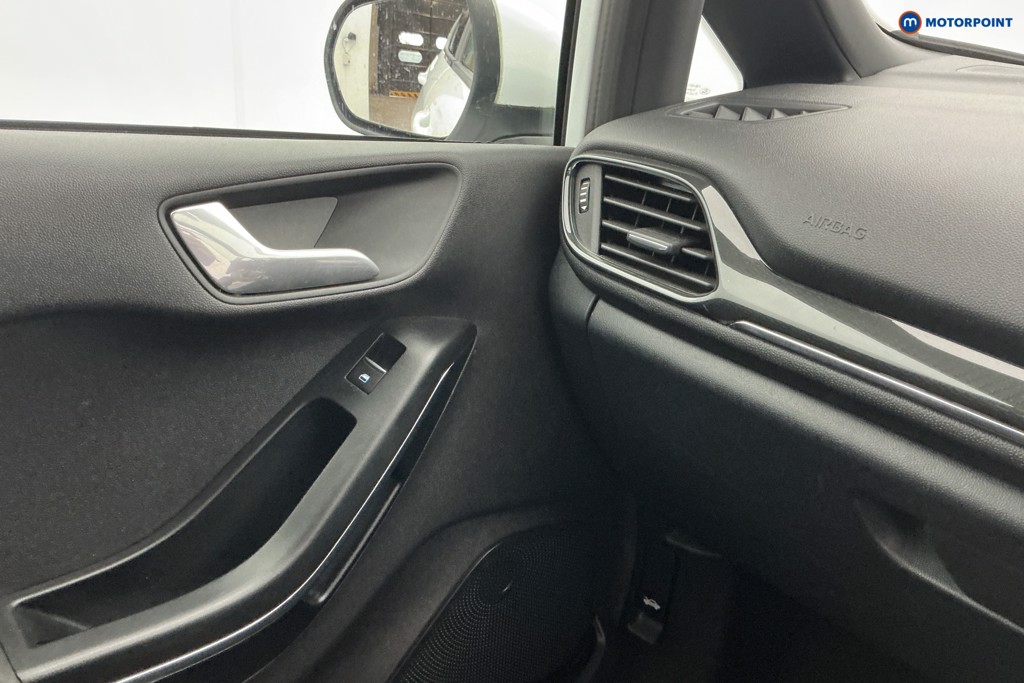 Ford Fiesta St-Line Edition Manual Petrol Hatchback - Stock Number (1594969) - 16th supplementary image