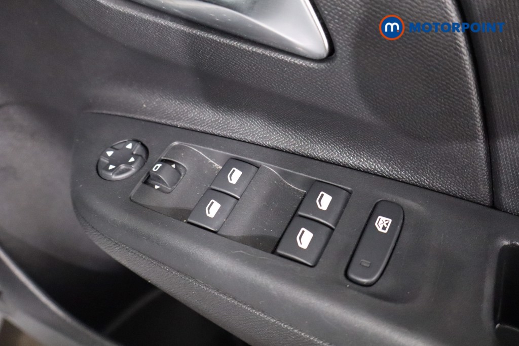 Vauxhall Corsa Design Automatic Petrol Hatchback - Stock Number (1595053) - 23rd supplementary image