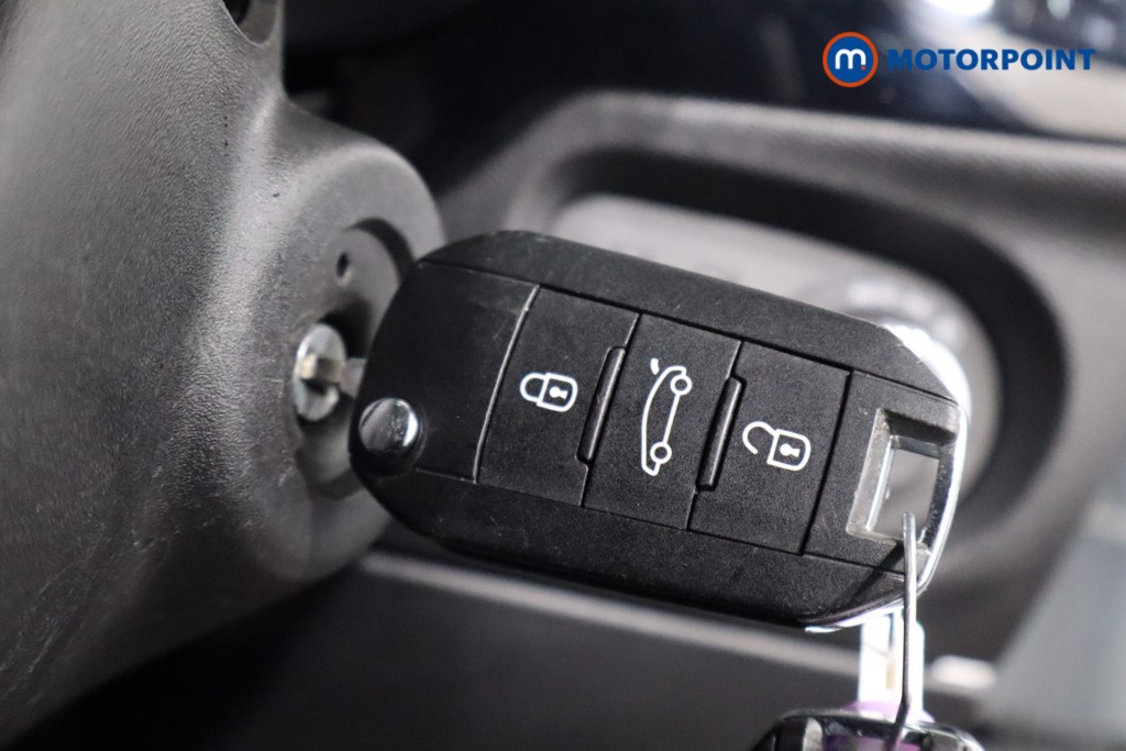 Vauxhall Corsa GS Manual Petrol Hatchback - Stock Number (1595077) - 13th supplementary image