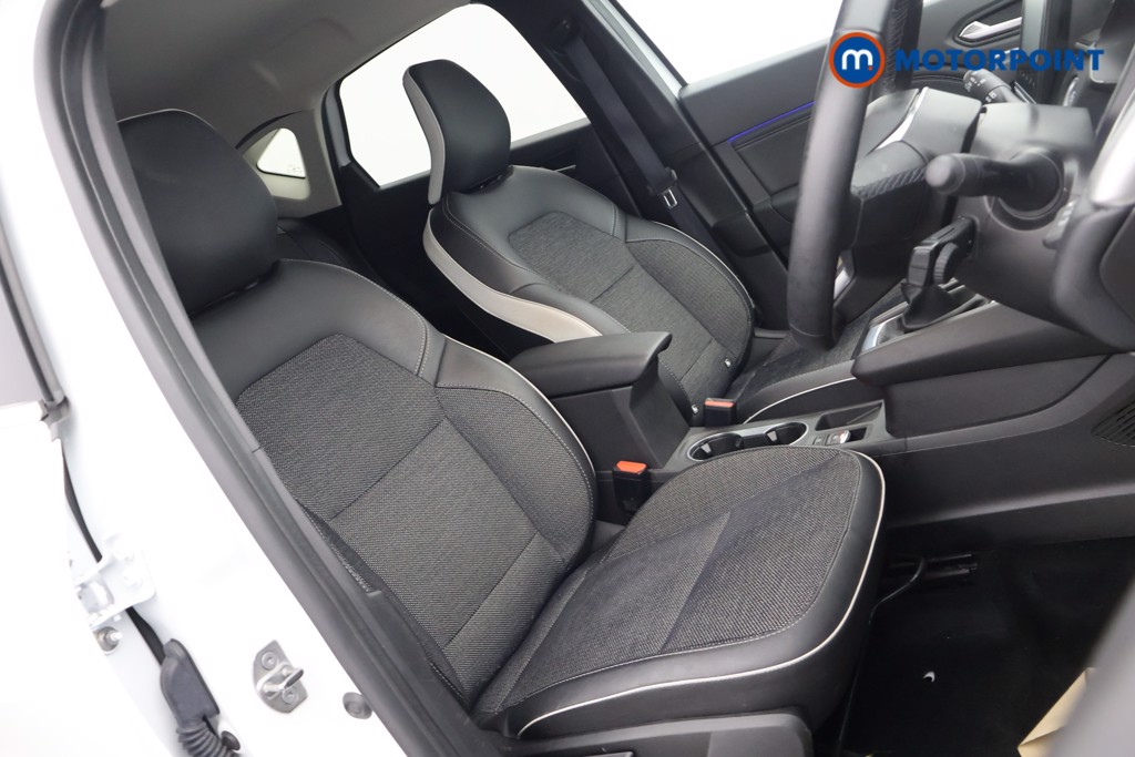 Renault Captur Techno Manual Petrol SUV - Stock Number (1595511) - 15th supplementary image